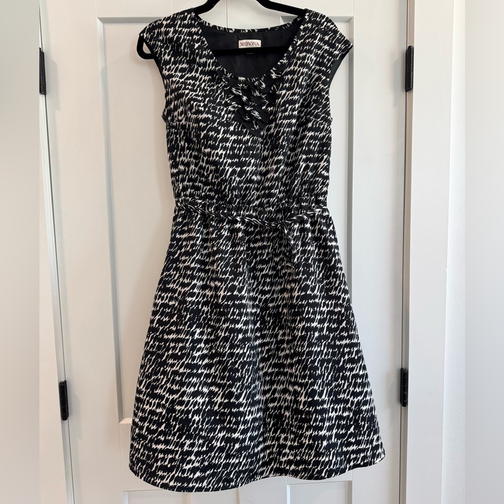 Merona Black and White A-Line Midi Dress Scoop Neck